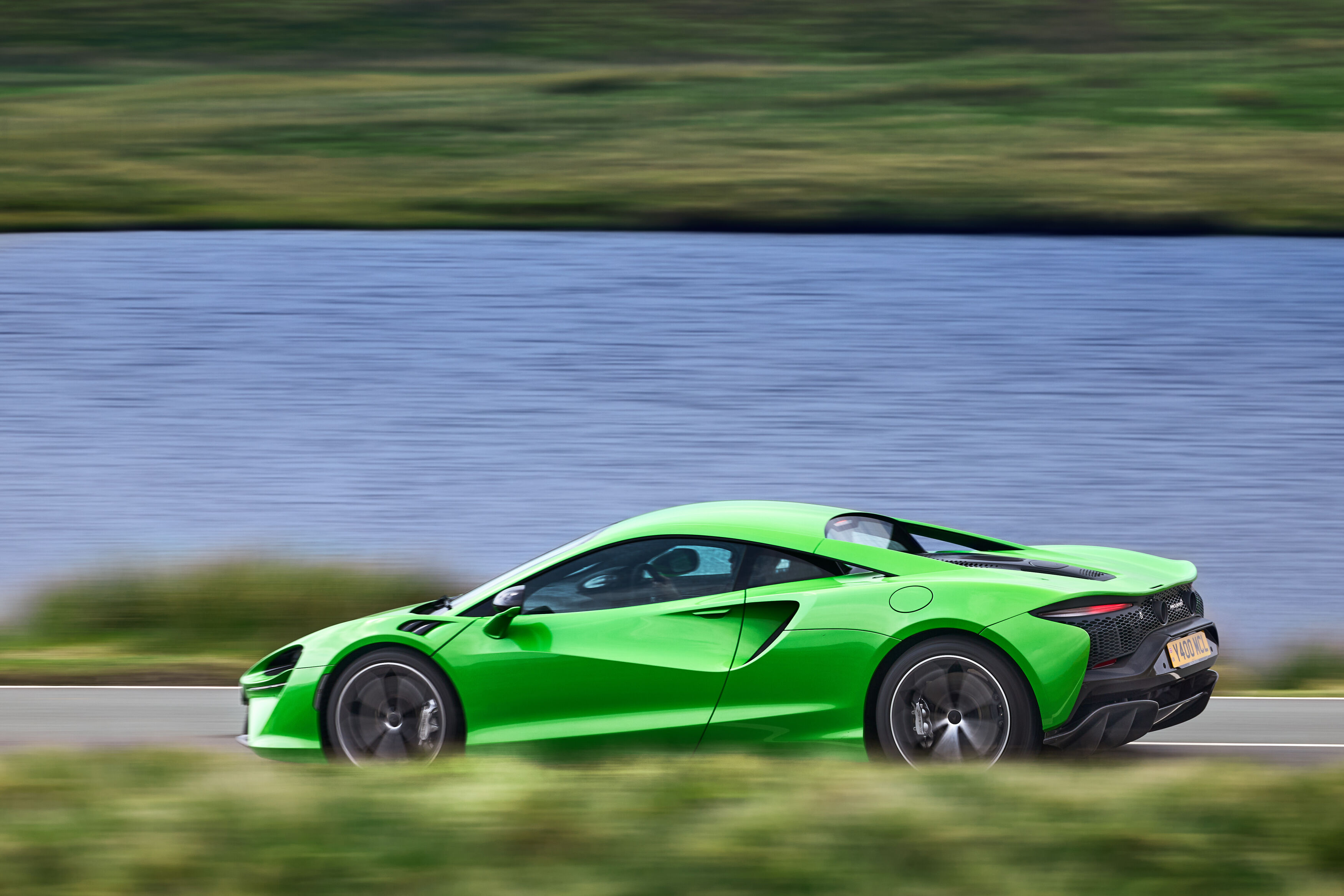 McLaren Artura MY25