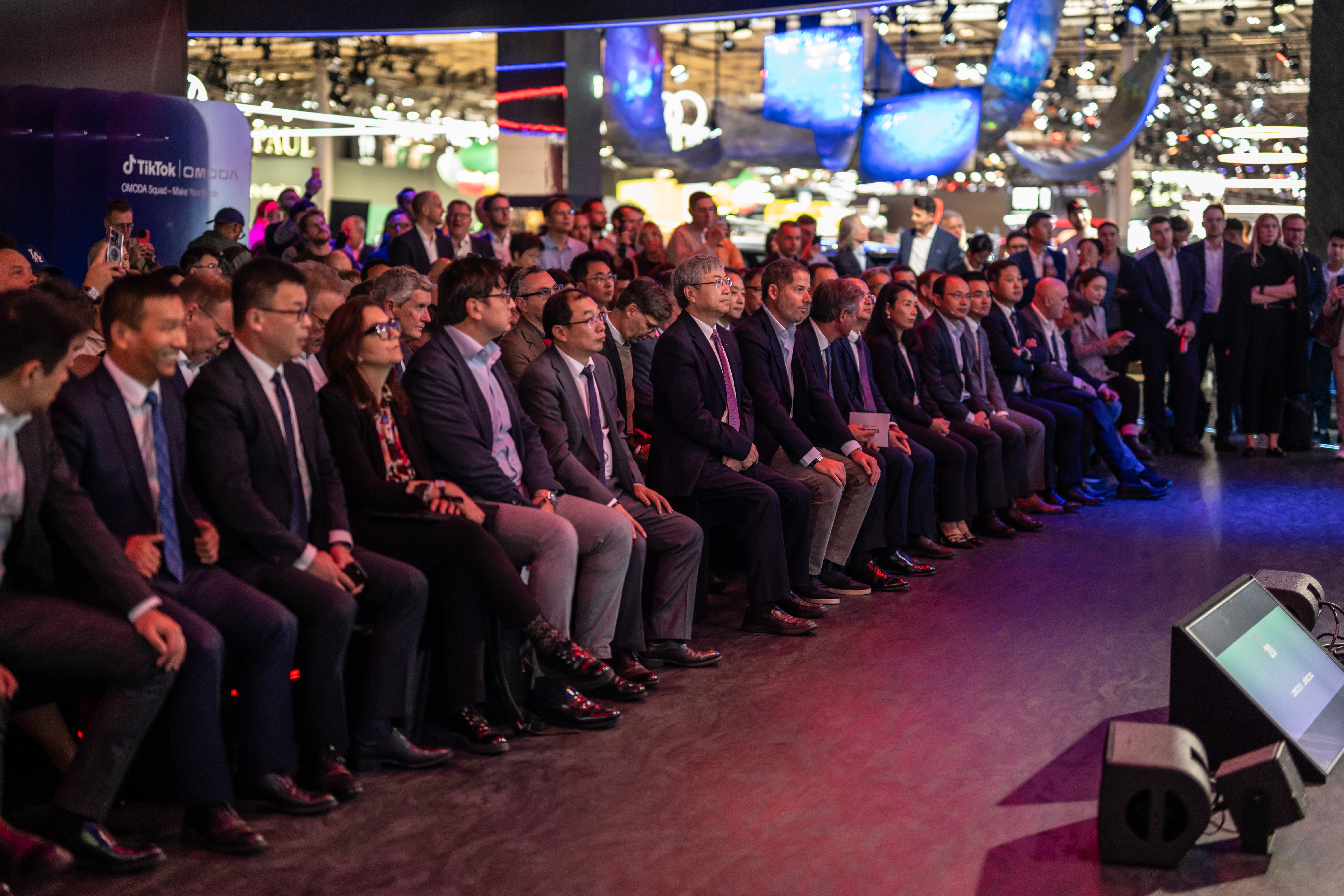 OMODA 4 makes European motor show debut in Paris ahead of 2027 UK launch